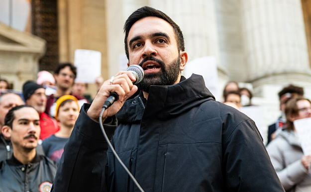 New York: an explosive device thrown near the residence of Mayor Zohran Mamdani during an anti-Islam demonstration