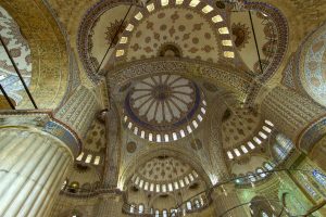 Being in humility to totally abandon oneself to God